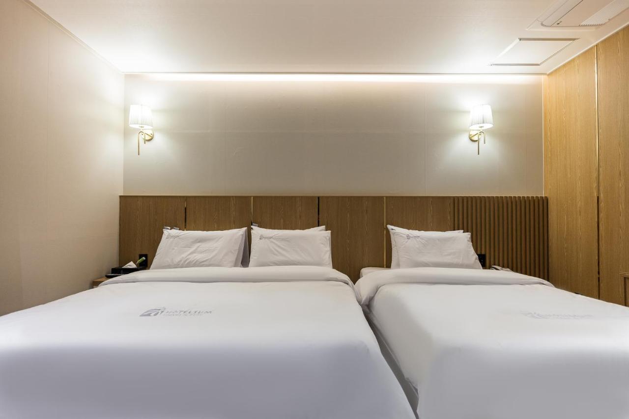 Hotel Lium Cheonan Buitenkant foto